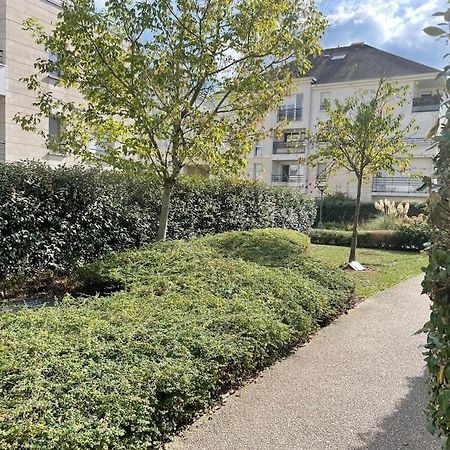 Studio 28 M2 & Jardin Privatif 20 M2 Montigny-le-Bretonneux Exterior photo